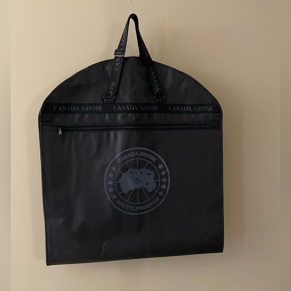 Canada Goose Garment Bag